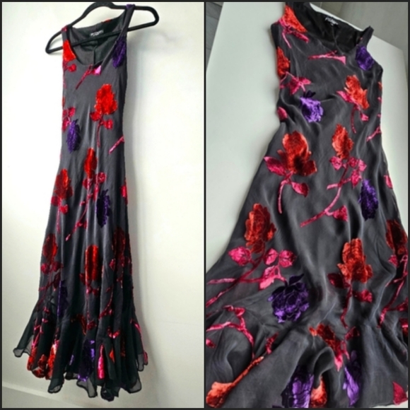Betsey Johnson Dresses & Skirts - Betsey Johnson Vintage Black Purple Red Orange Velvet Applique Ruffled Dress